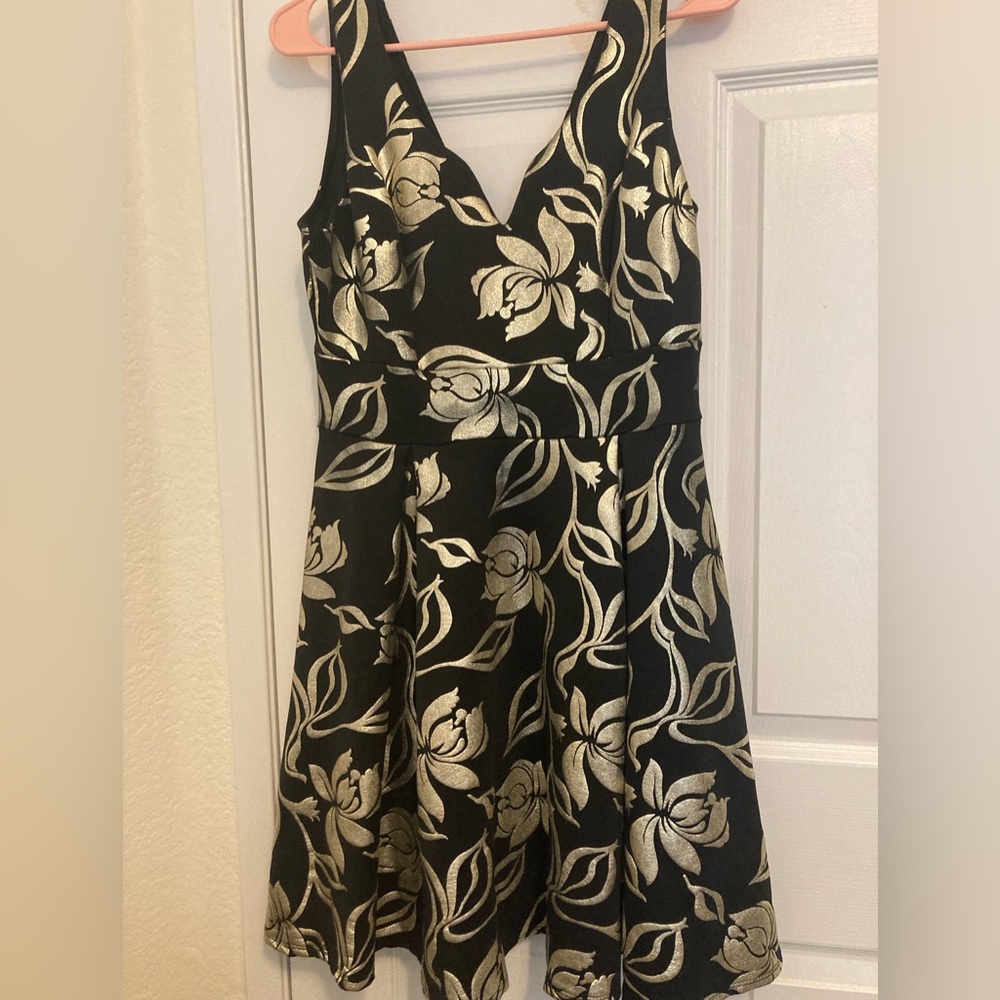 Holiday dress bye Torrid stretchy and comfy!
